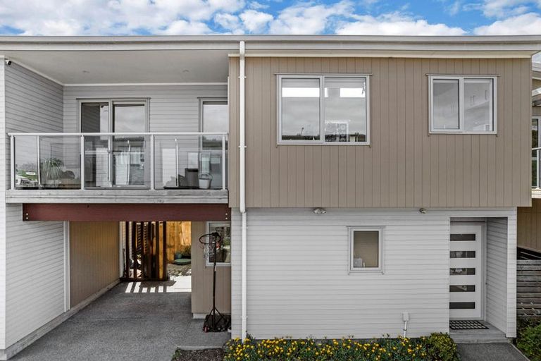 Photo of property in 13d Sealord Place, Clendon Park, Auckland, 2103