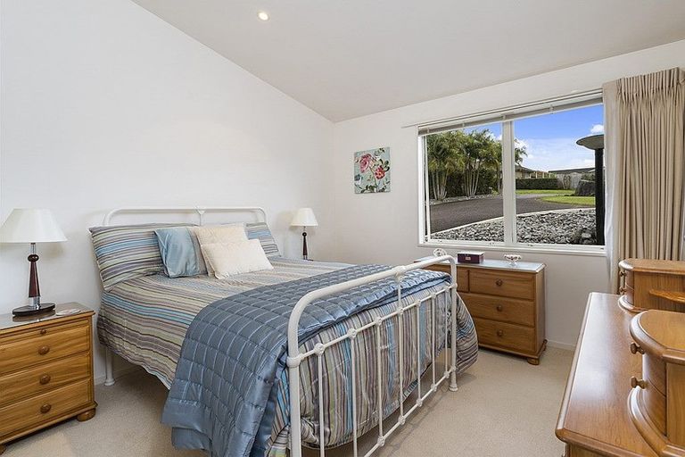 Photo of property in 54 Riverview Road, Kerikeri, 0230