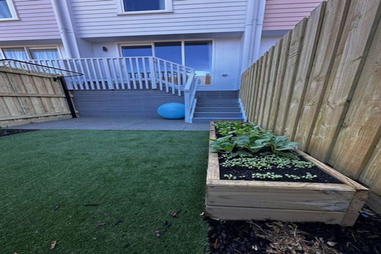 Photo of property in 2/39 Beresford Street, New Brighton, Christchurch, 8061