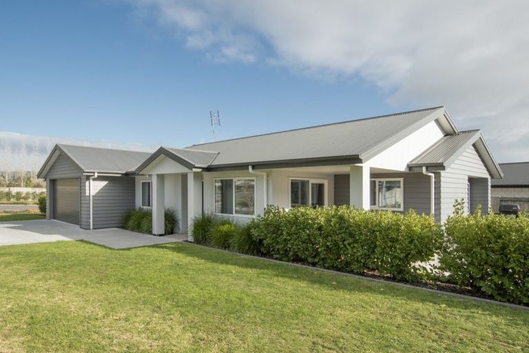 Photo of property in 275 Lakes Boulevard, Pyes Pa, Tauranga, 3112