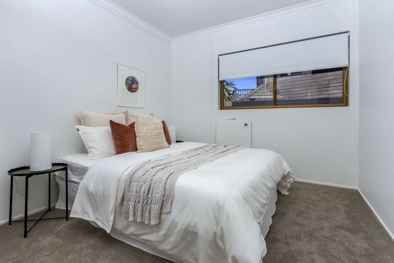 Photo of property in 23 Beach Road, Castor Bay, Auckland, 0620