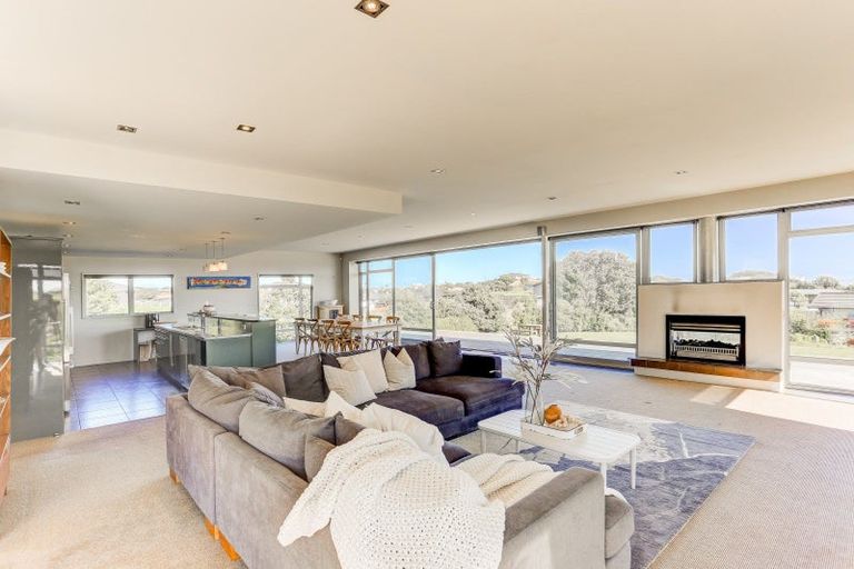 Photo of property in 34 Longbeach Drive, Castlecliff, Whanganui, 4501