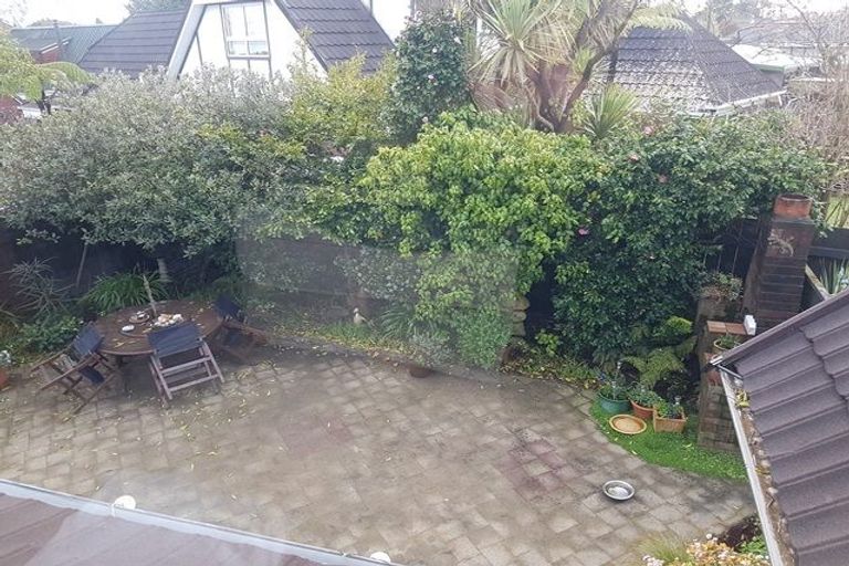 Photo of property in 77a Waterloo Crescent, Hokowhitu, Palmerston North, 4410