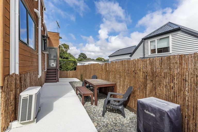 Photo of property in 49u3 Ranui Terrace, Tawa, Wellington, 5028