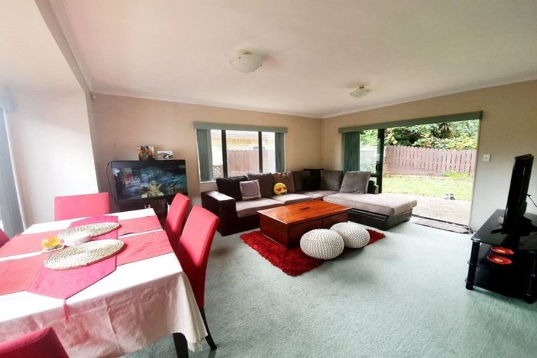 Photo of property in 42d Kitchener Road, Waiuku, 2123