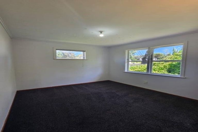Photo of property in 151 Gossamer Drive, Pakuranga Heights, Auckland, 2010