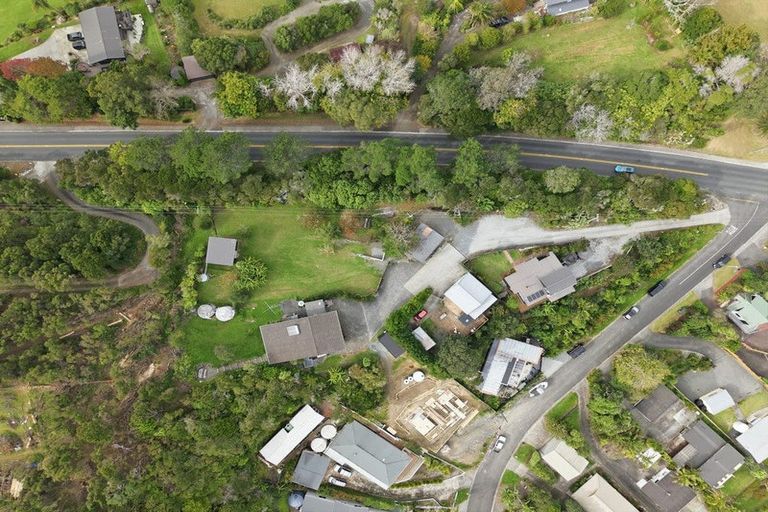 Photo of property in 1 Bush Point Road, Cable Bay, 0420