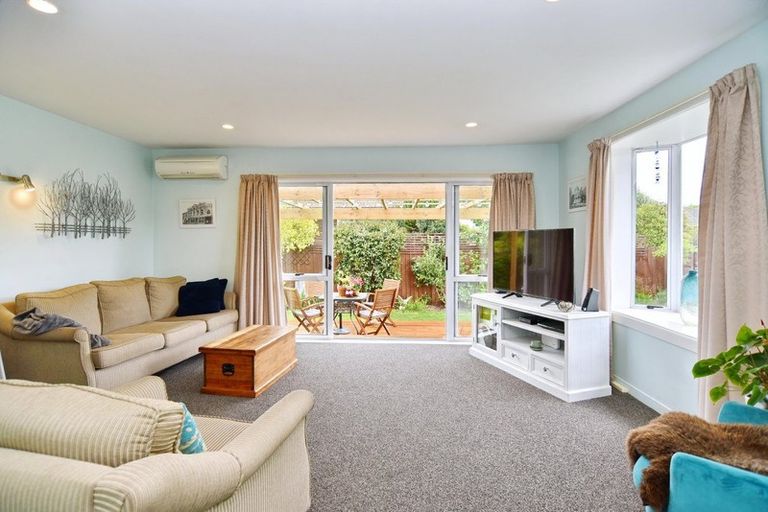 Photo of property in 1/6a Mundys Road, Dallington, Christchurch, 8061