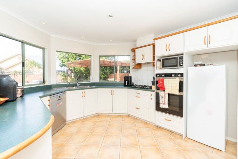 Photo of property in 49 Cairns Crescent, Rototuna, Hamilton, 3210