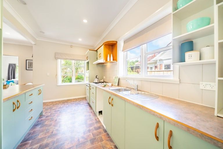 Photo of property in 14 Malone Road, Waterloo, Lower Hutt, 5011