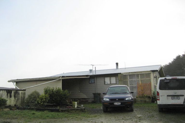Photo of property in 30 Woodlands Cemetery Road, Woodlands, Invercargill, 9871