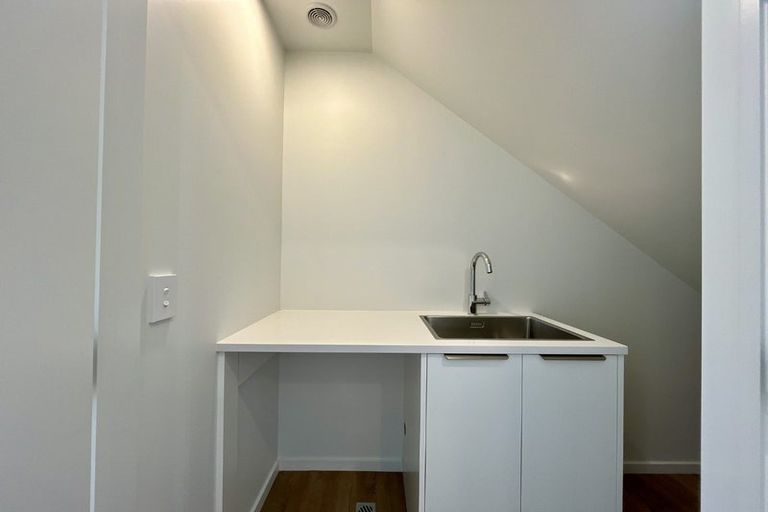 Photo of property in 11/18 Feilding Street, Addington, Christchurch, 8024