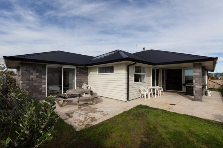 Photo of property in 29 Kohekohe Road, Waikanae, 5036