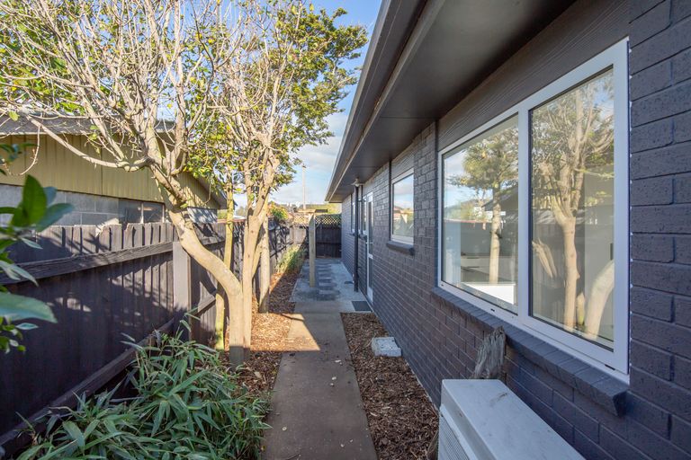 Photo of property in 62a Travis Road, Burwood, Christchurch, 8083