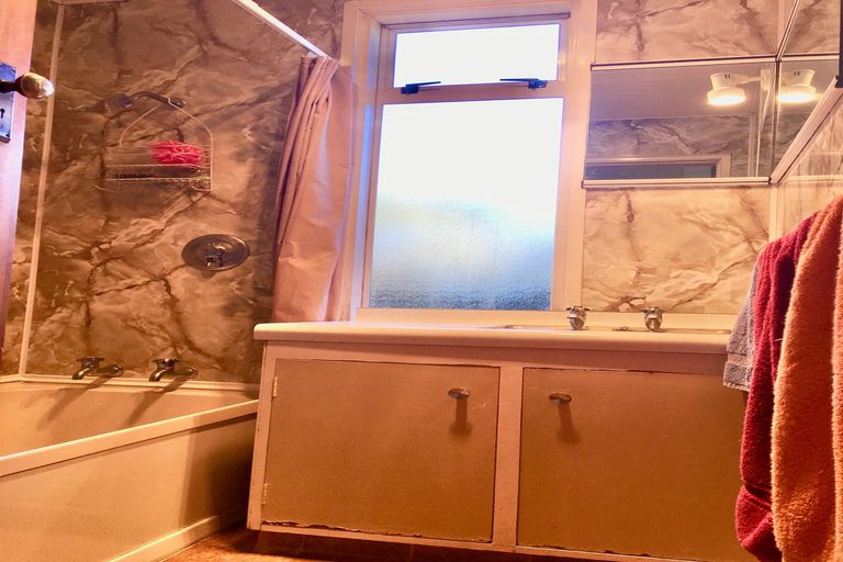 Photo of property in 69 Tancred Street, Linwood, Christchurch, 8011