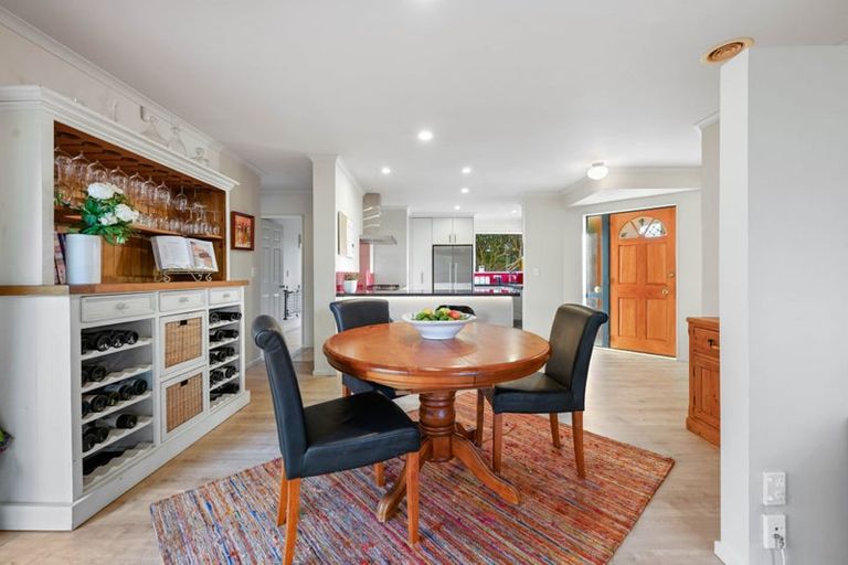 Photo of property in 6 Inveraray Place, Nawton, Hamilton, 3200