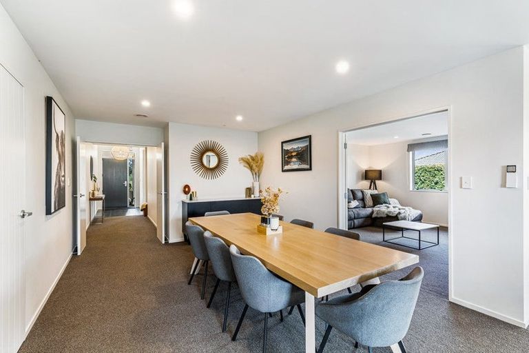 Photo of property in 44c Gilbransen Road, Kumeu, 0810
