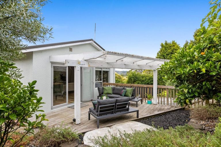 Photo of property in 20b Moffat Road, Red Beach, 0932
