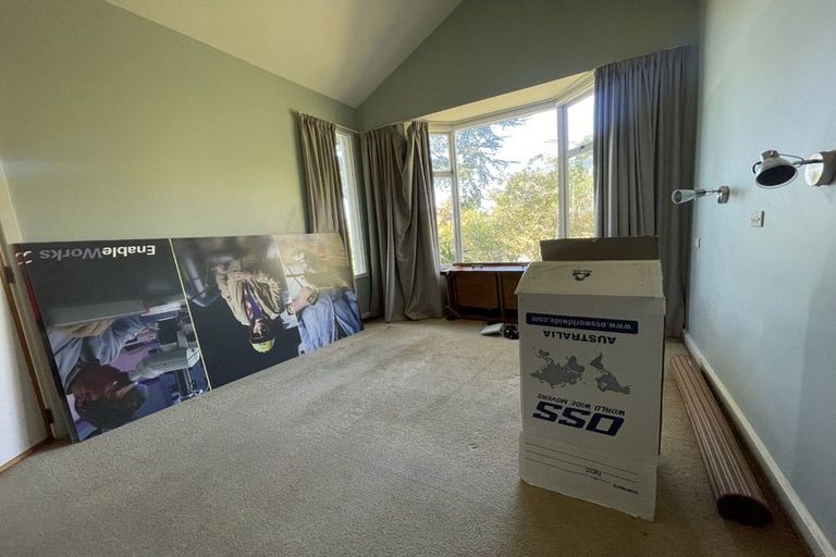 Photo of property in 116 Moncks Spur Road, Redcliffs, Christchurch, 8081