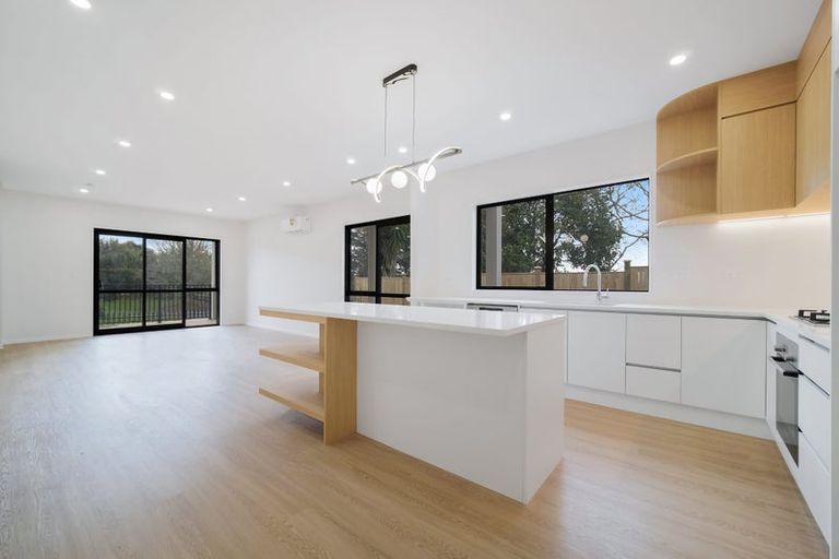 Photo of property in 37 Burberry Road, Karaka, Drury, 2578