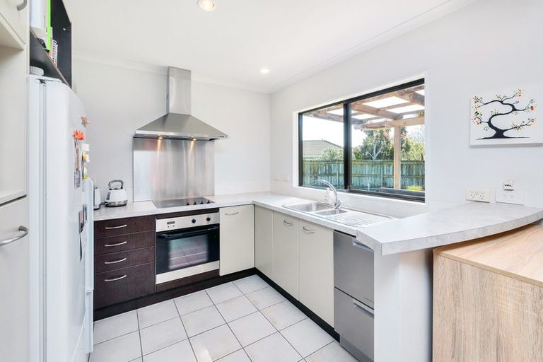Photo of property in 23 Espalier Drive, Henderson, Auckland, 0612