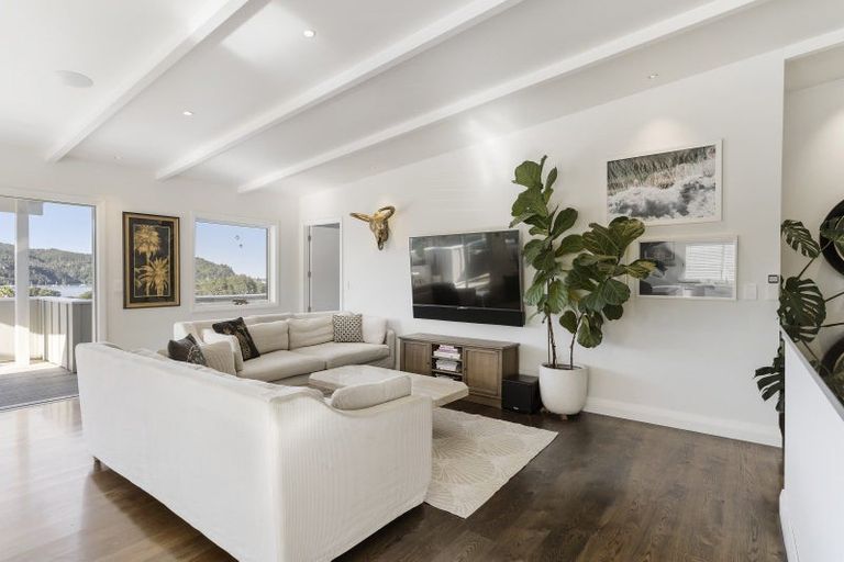 Photo of property in 139 Bruce Wallace Place, Whangamata, 3620