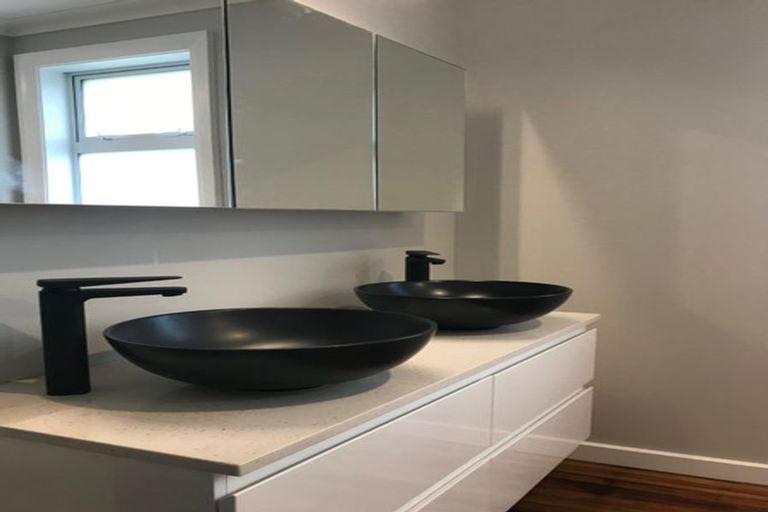 Photo of property in 51 High Street, Island Bay, Wellington, 6023