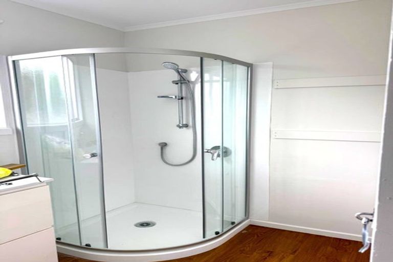 Photo of property in 118 Gloucester Road, Manurewa, Auckland, 2102