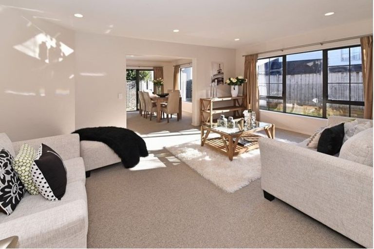 Photo of property in 3 Dunoon Close, Flat Bush, Auckland, 2016