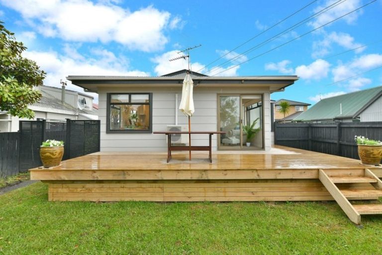Photo of property in 50a Hatton Road, Orewa, 0931