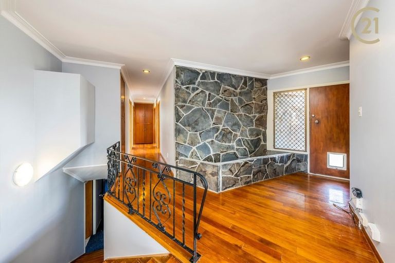 Photo of property in 3 Halberg Street, Papakura, 2110