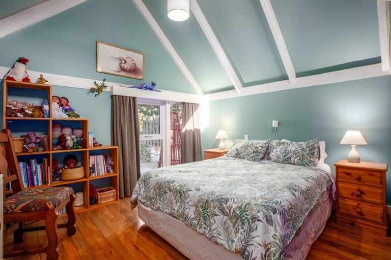 Photo of property in 19 Manly Street, Paraparaumu Beach, Paraparaumu, 5032