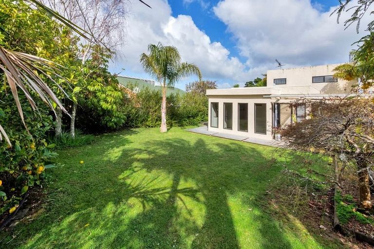 Photo of property in 45 Maygrove Drive, Orewa, 0931