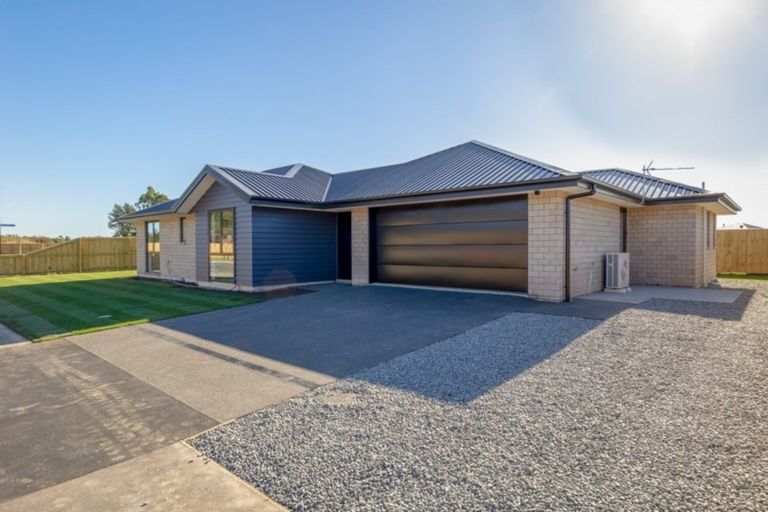 Photo of property in 16 Charles Major Road, Rolleston, 7614