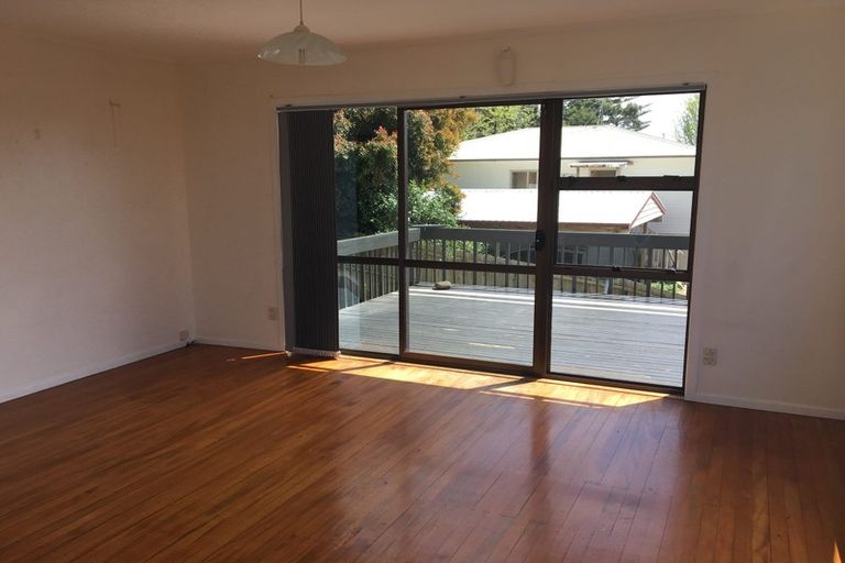Photo of property in 63 Glamorgan Drive, Torbay, Auckland, 0630