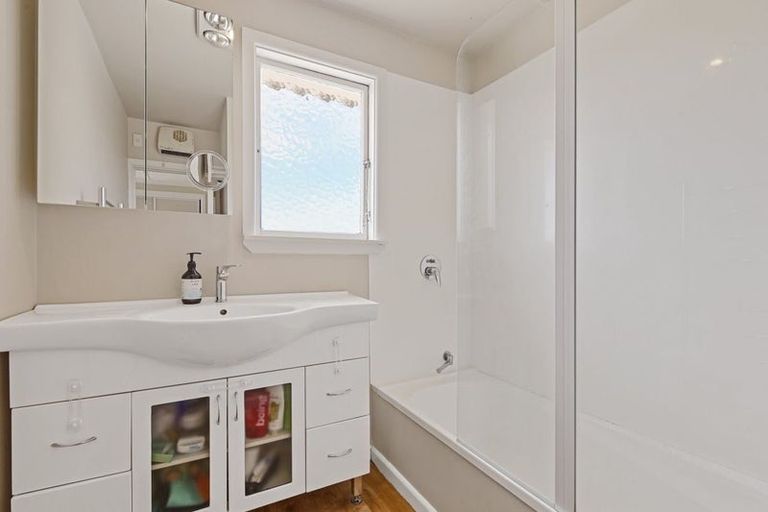 Photo of property in 8 Pandora Street, North New Brighton, Christchurch, 8083