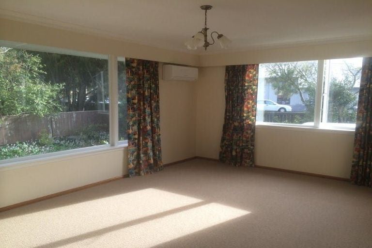 Photo of property in 2/54 Kings Crescent, Hutt Central, Lower Hutt, 5010