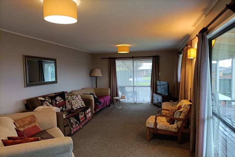 Photo of property in 10 O'connor Drive, Pukekohe, 2120