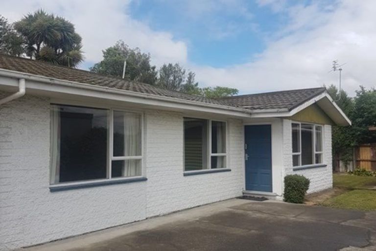 Photo of property in 245 Waimairi Road, Ilam, Christchurch, 8041