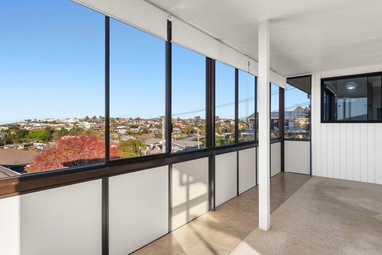 Photo of property in 9b Tirinui Crest Road, Otumoetai, Tauranga, 3110