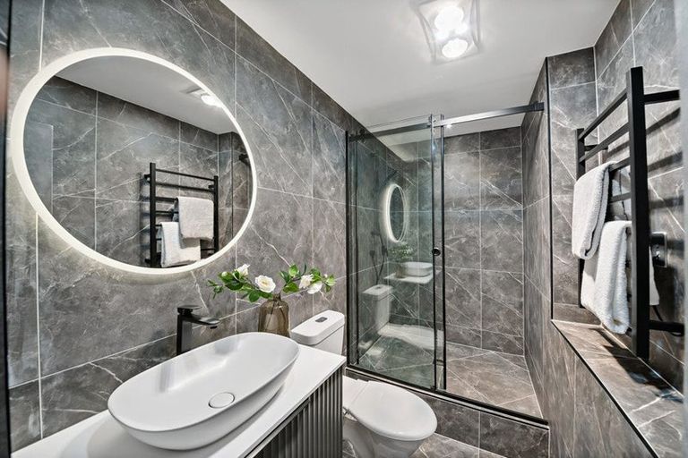 Photo of property in 26 Braemar Road, Castor Bay, Auckland, 0620