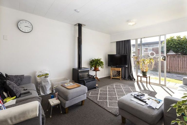 Photo of property in 15b Newbourne Crescent, Redwoodtown, Blenheim, 7201