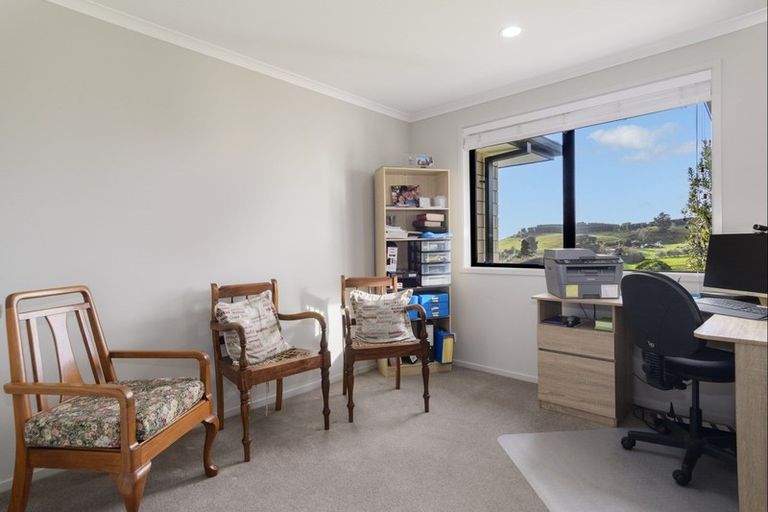 Photo of property in 1 Matariki View, Welcome Bay, Tauranga, 3112