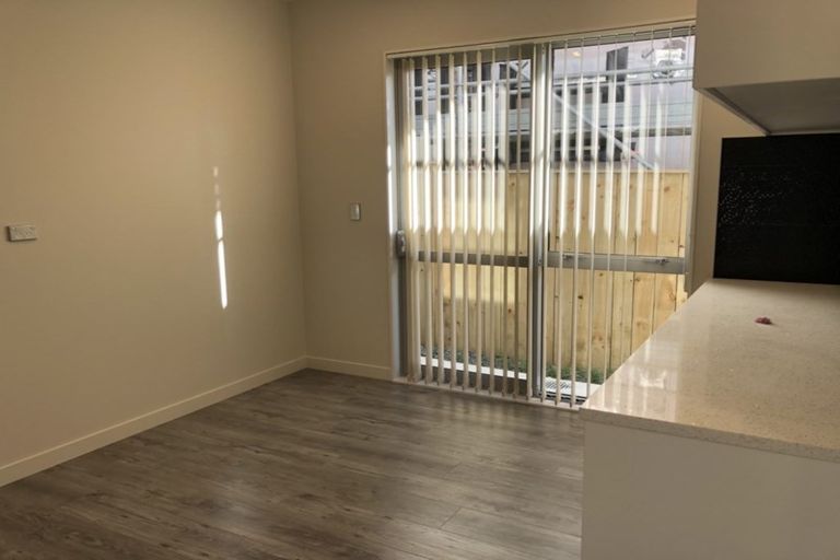 Photo of property in 73 Drumbuoy Drive, Flat Bush, Auckland, 2019