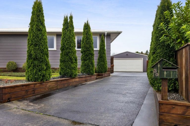 Photo of property in 30 Oberon Street, Stratford, 4332