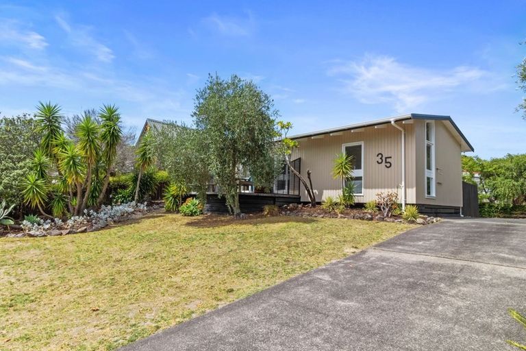 Photo of property in 35 Vista Paku, Pauanui, Hikuai, 3579