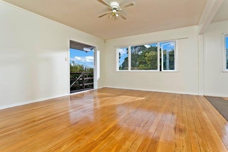 Photo of property in 31 Lanigan Street, Birkdale, Auckland, 0626