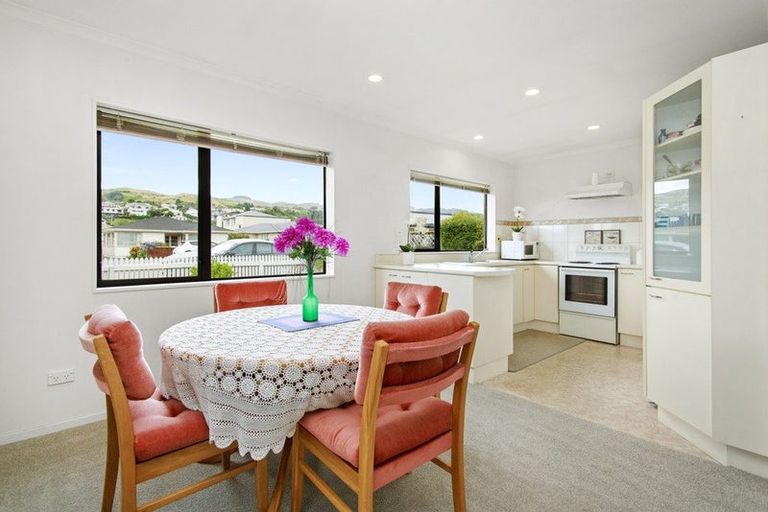 Photo of property in 1 Elena Place, Welcome Bay, Tauranga, 3112