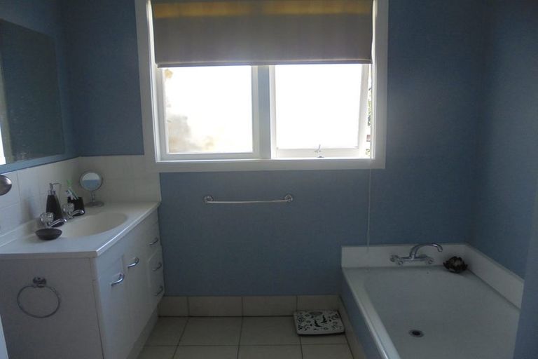 Photo of property in 6 Meremere Street, Wainuiomata, Lower Hutt, 5014