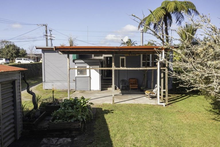 Photo of property in 11 Great North Road, Te Kamo, Whangarei, 0112